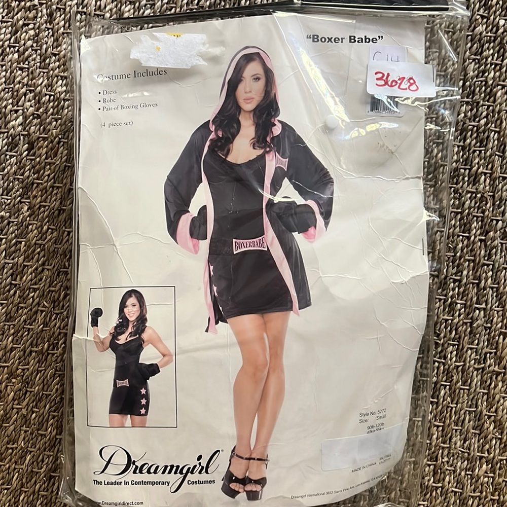 'Boxer Babe' Costume - Adult Small